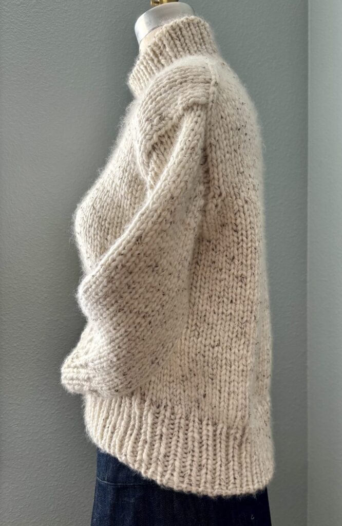 Woolfolk Tenzen Sweater in Fleck Bulky