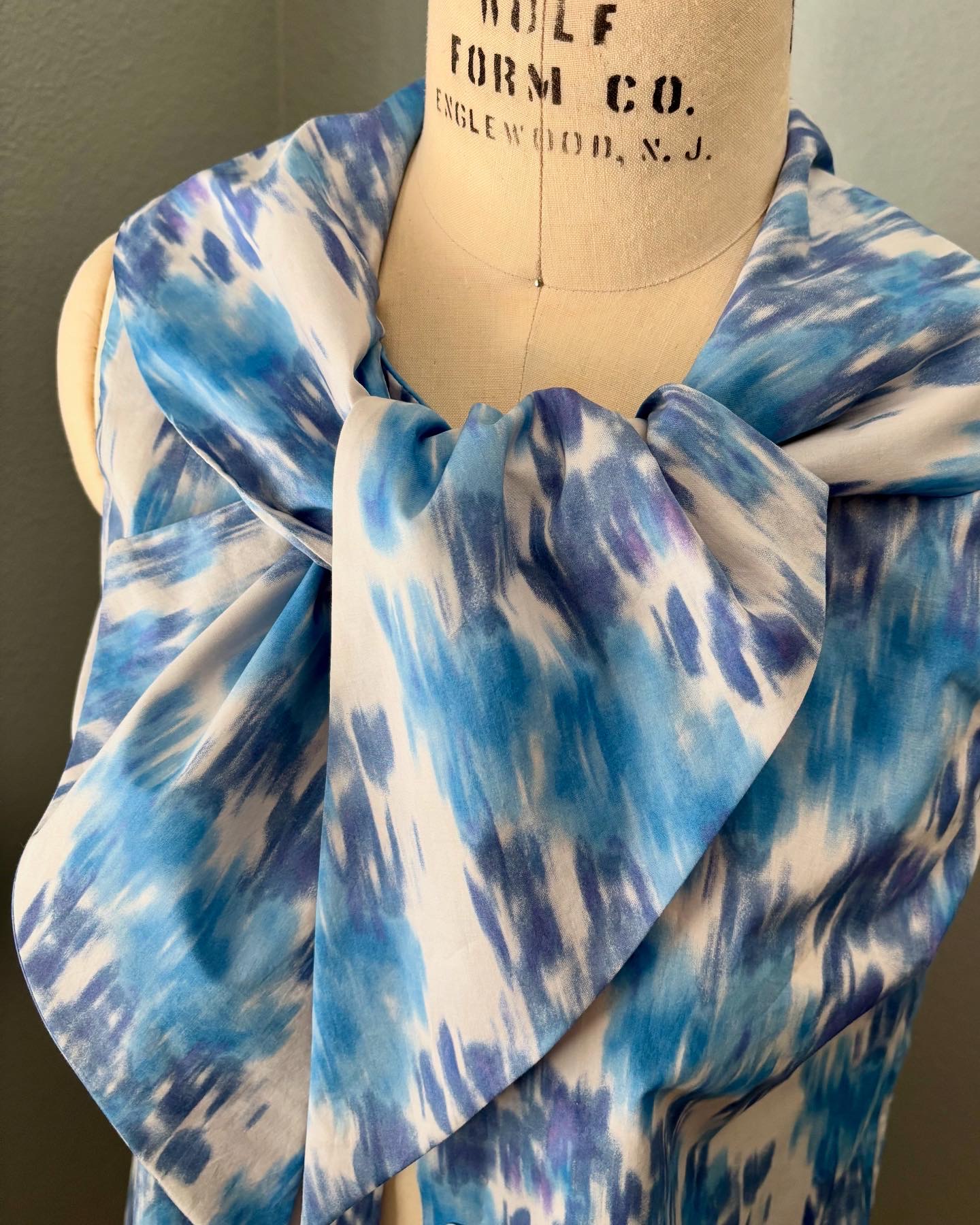A New Retro Top in a Heavenly Blue Print